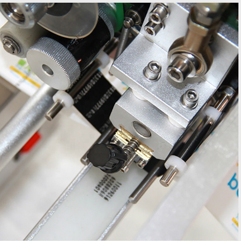 工業用高速両面プラスチック角型フラットボトル粘着ステッカーラ - Industrial Print & Laser Inc のレビューと価格