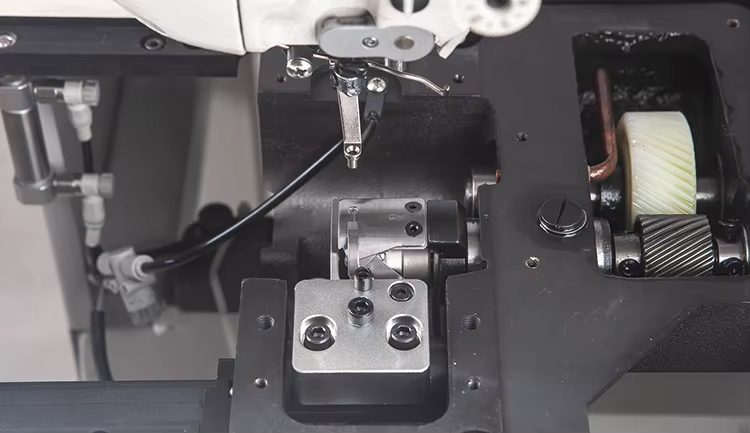 JTK8F-90AJ工業用スマートパターン縫製機自動CNCコ - Industrial Laser のレビューと価格