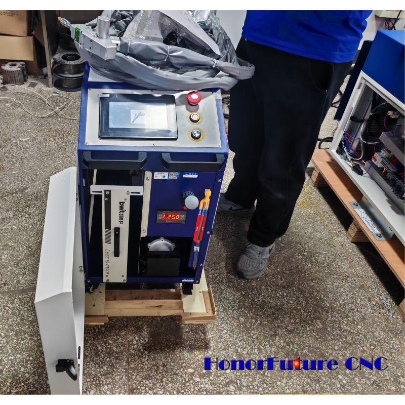 工業用1500W BWTファイバーレーザー洗浄機 レーザー錆 - Industrial Laser Removal のレビューと価格